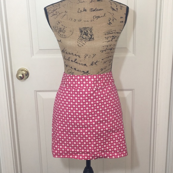 Old Navy Mini Skirt-10 - Picture 5 of 7